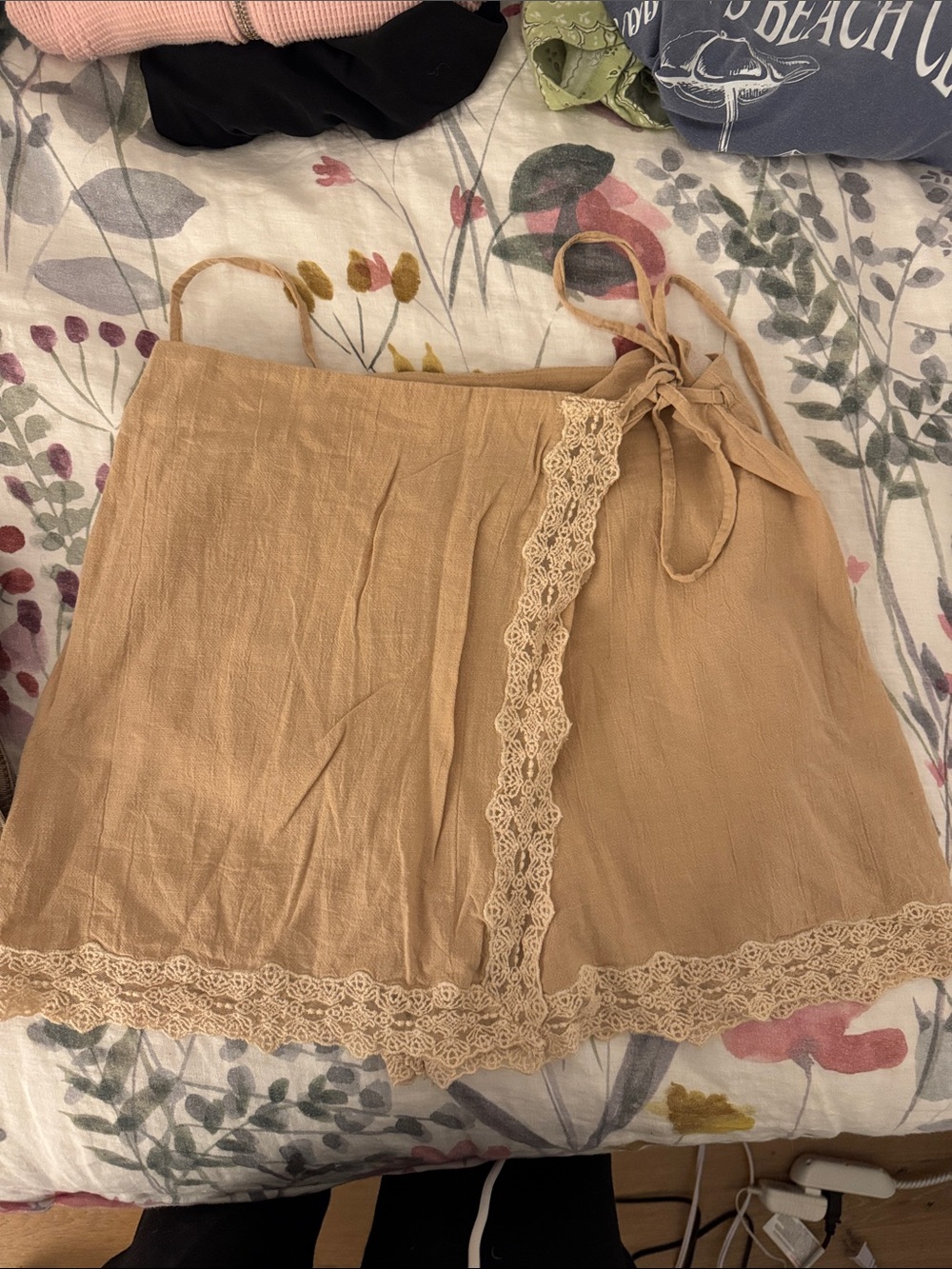 Zara Beige Lace-Trim Mini Wrap Skirt